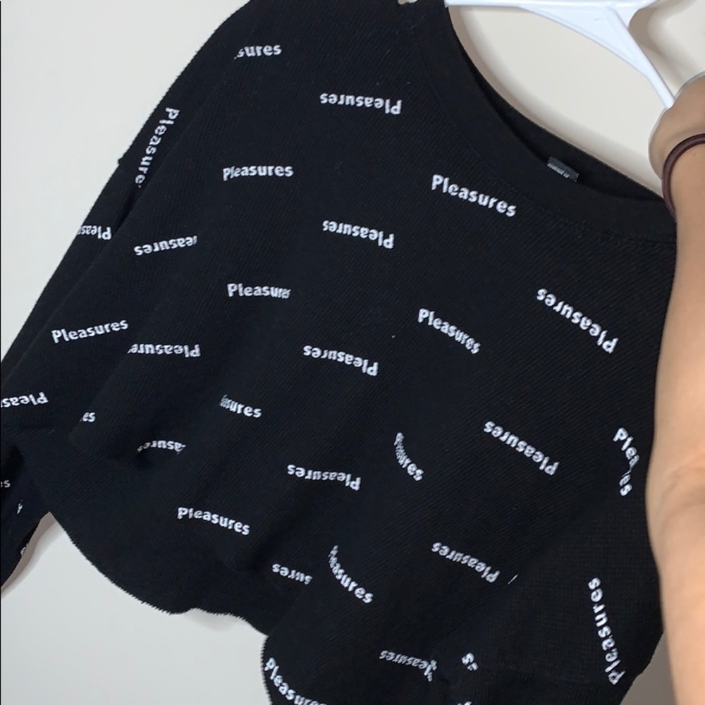 Cropped Long Sleeve